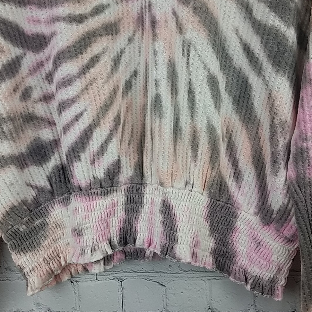 Vanilla Star Tie Dye Waffle Knit Top - Picture 4 of 8